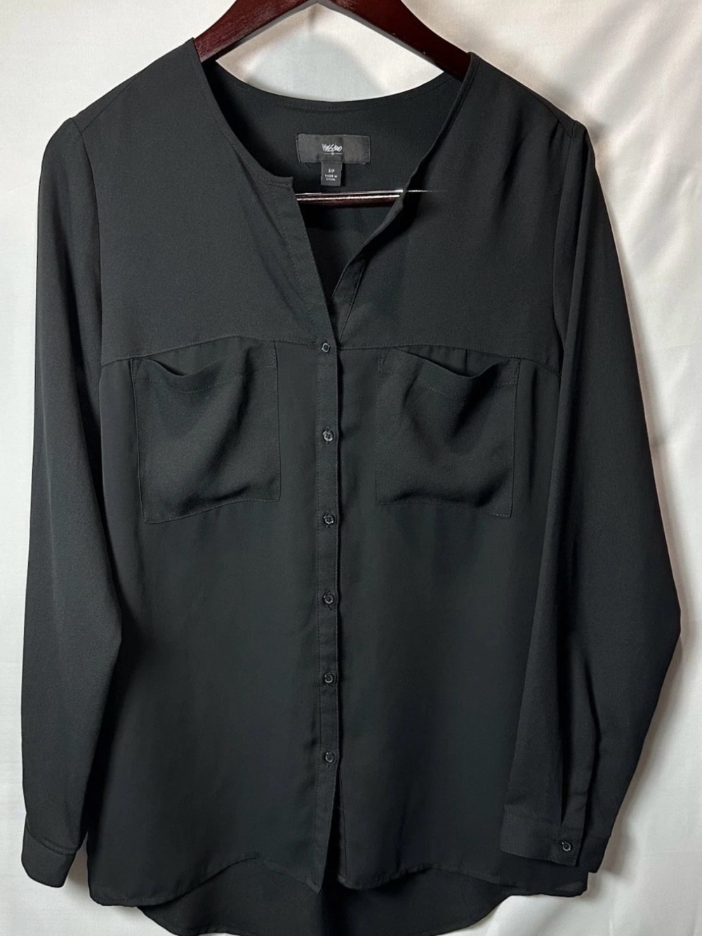 Women's Mossimo Black Button-Front Blouse with Pockets – Classic & Versatile – S